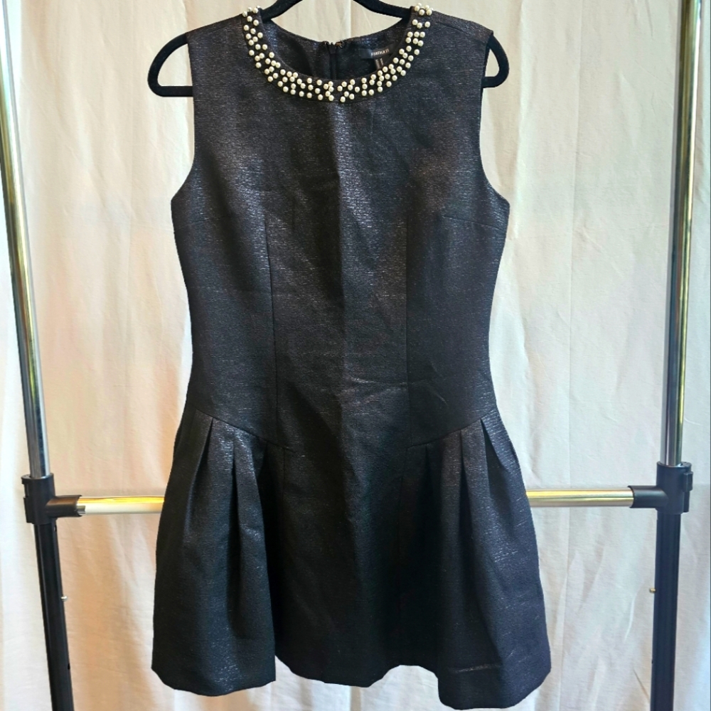 Forever 21 Elegant Mettalic Black Sleeveless Dress with Pearl Neckline 062